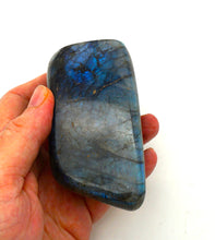 Load image into Gallery viewer, L137 Labradorite polished 0.30kg.
