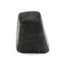 Lade das Bild in den Galerie-Viewer, L139 Labradorit poliert 0,30kg.
