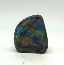 Charger l'image dans la galerie, L141 Labradorite poli 0,30kg.
