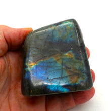 Charger l'image dans la galerie, L156 Labradorite poli 0,30kg.

