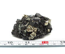 Lade das Bild in den Galerie-Viewer, M232 Pyrit, Bergkristall, Galenit
