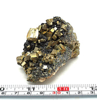 Lade das Bild in den Galerie-Viewer, M232A Pyrit
