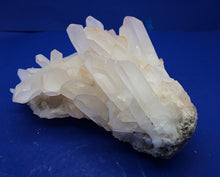 Lade das Bild in den Galerie-Viewer, M240 Bergkristall Top 4,70kg.
