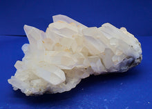 Lade das Bild in den Galerie-Viewer, M240 Bergkristall Top 4,70kg.
