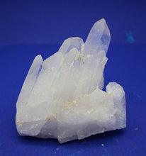 Lade das Bild in den Galerie-Viewer, M246 Bergkristall 1,0 kg.
