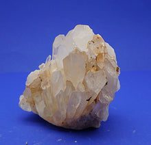 Lade das Bild in den Galerie-Viewer, M247 Bergkristall 1,80kg
