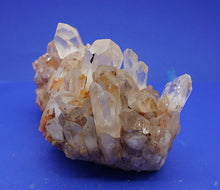 Lade das Bild in den Galerie-Viewer, M248 Bergkristall 3,0 kg.
