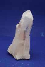 Lade das Bild in den Galerie-Viewer, M249 Bergkristall 1,10kg.
