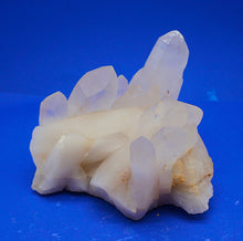 Lade das Bild in den Galerie-Viewer, M254 Bergkristall 3,80 kg.
