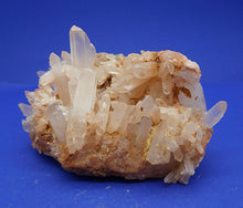Lade das Bild in den Galerie-Viewer, M259 Bergkristall 4,0 kg.
