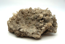 Lade das Bild in den Galerie-Viewer, M261 Bergkristall 1,70 kg.
