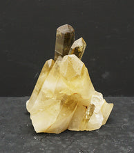 Lade das Bild in den Galerie-Viewer, M305 Citrin Stufe Top 0,60kg.

