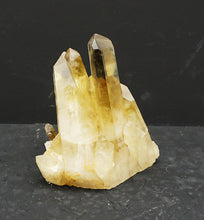 Lade das Bild in den Galerie-Viewer, M305 Citrin Stufe Top 0,60kg.
