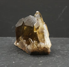 Lade das Bild in den Galerie-Viewer, M309 Citrin Stufe Top 0,60kg.
