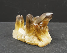 Lade das Bild in den Galerie-Viewer, M311 Citrin Stufe Top 0,40kg.
