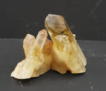 Lade das Bild in den Galerie-Viewer, M312 Citrin Stufe Top 0,60kg.

