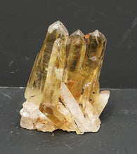 Lade das Bild in den Galerie-Viewer, M314 Citrin Stufe Top 0,50kg.
