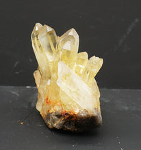 Lade das Bild in den Galerie-Viewer, M315 Citrin Stufe Top 0,70kg.
