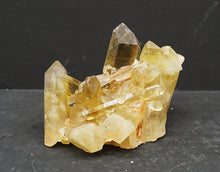 Lade das Bild in den Galerie-Viewer, M316 Citrin Stufe Top 0,70kg.
