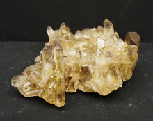 Lade das Bild in den Galerie-Viewer, M318 Citrin Stufe Top 2,40kg.
