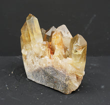 Lade das Bild in den Galerie-Viewer, M321 Citrin Stufe Top 1,10kg.
