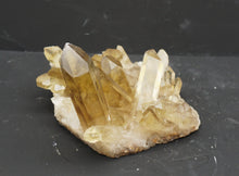 Lade das Bild in den Galerie-Viewer, M322 Citrin Stufe Top 0,70kg.
