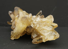 Lade das Bild in den Galerie-Viewer, M324 Citrin Stufe Top 2,20kg
