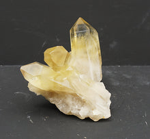Lade das Bild in den Galerie-Viewer, M330 Citrin Stufe Top 0,50kg.
