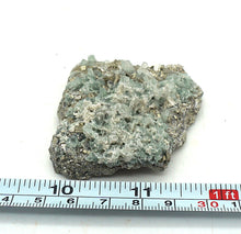 Lade das Bild in den Galerie-Viewer, M431 Bergkristall, Pyrit
