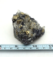 Lade das Bild in den Galerie-Viewer, M439 Bergkristall, Pyrit, Galenit
