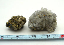 Lade das Bild in den Galerie-Viewer, M445 Bergkristall, Pyrit
