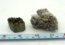 Lade das Bild in den Galerie-Viewer, M448 Bergkristall, Pyrit, Epidot
