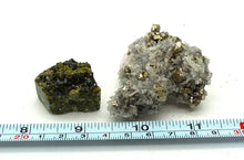 Lade das Bild in den Galerie-Viewer, M448 Bergkristall, Pyrit, Epidot
