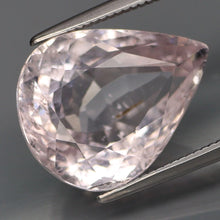 Lade das Bild in den Galerie-Viewer, E401 Morganit 7,92ct.

