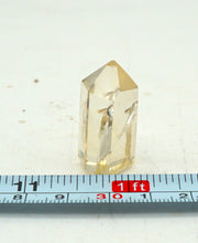 Lade das Bild in den Galerie-Viewer, M235 Obelisk Citrin
