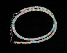 Lade das Bild in den Galerie-Viewer, O101 Opalkette Top 43 ct.
