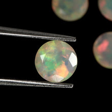 Lade das Bild in den Galerie-Viewer, O200 Opal facettiert Top
