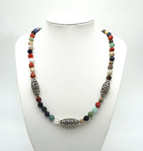 Lade das Bild in den Galerie-Viewer, P114 Edelstein MIx Halskette facettiert
