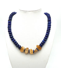 Lade das Bild in den Galerie-Viewer, P115 Lapislazuli/Citrin Halskette
