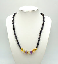Lade das Bild in den Galerie-Viewer, P133 Iolith/Citrin/Amethyst Halskette facettiert
