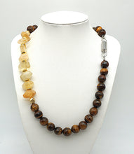 Lade das Bild in den Galerie-Viewer, P134 Tigerauge/Citrin Halskette facettiert
