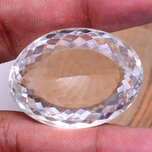 Load image into Gallery viewer, E1011 Bergkristall Top 96,0ct. mit Zertifikat
