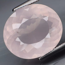 Lade das Bild in den Galerie-Viewer, E1151 Rosenquarz Top 16,31ct.
