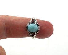 Charger l'image dans la galerie, S115 Silberfarbiger Ring mit Larimar

