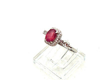 Lade das Bild in den Galerie-Viewer, S202 Silberring 925 mit Rubin
