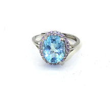 Lade das Bild in den Galerie-Viewer, S907 Silber Ring 925 mit Blau Topas
