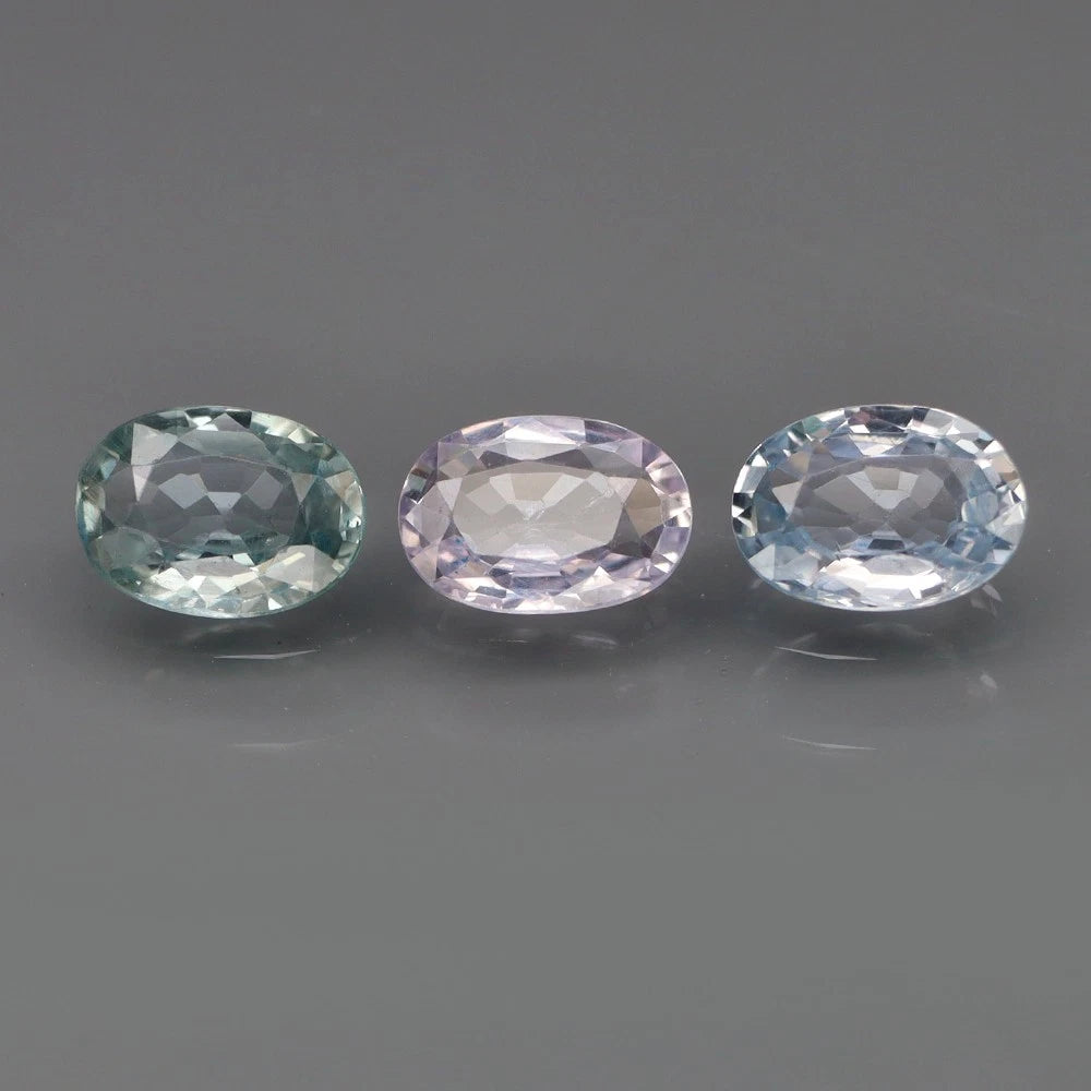 E1155 3 Stk. Safire 2,40ct.