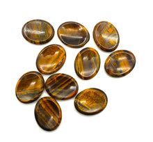 Lade das Bild in den Galerie-Viewer, D107 Daumenstein Tigerauge
