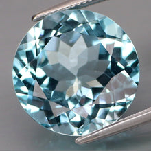 Lade das Bild in den Galerie-Viewer, E513 Topas blau 9,65ct.
