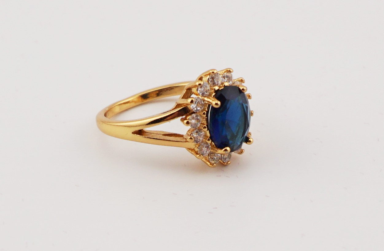 V131 Ring mit blauem Stein